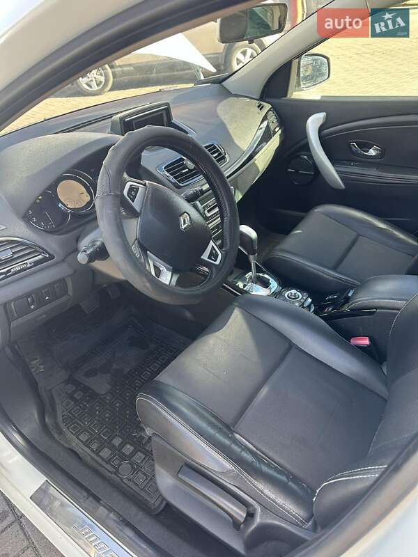 Универсал Renault Megane 2012 в Львове фото 10 Универсал Renault Megane 2012 в Львове