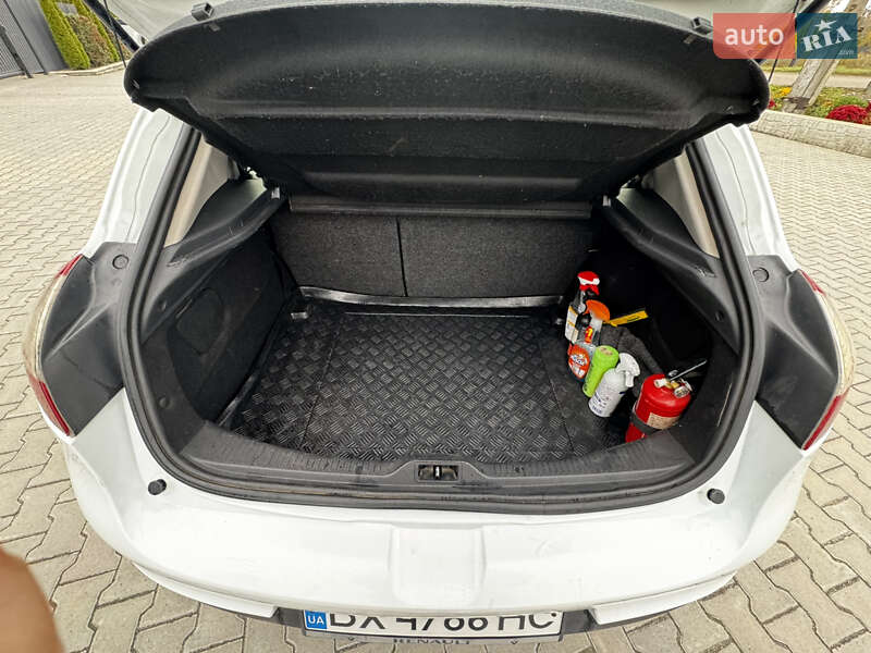 Хэтчбек Renault Megane 2010 в Изяславе