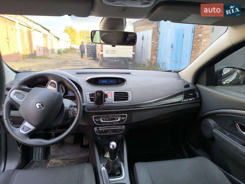 Хэтчбек Renault Megane 2011 в Луцке фото 7 Хэтчбек Renault Megane 2011 в Луцке