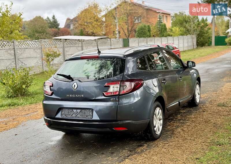 Универсал Renault Megane 2015 в Киеве