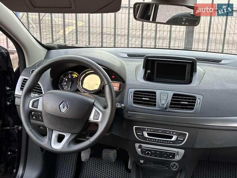 Универсал Renault Megane 2012 в Николаеве фото 34 Универсал Renault Megane 2012 в Николаеве