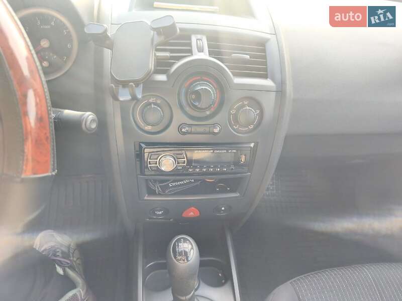 Седан Renault Megane 2005 в Охтирці фото 13 Седан Renault Megane 2005 в Охтирці