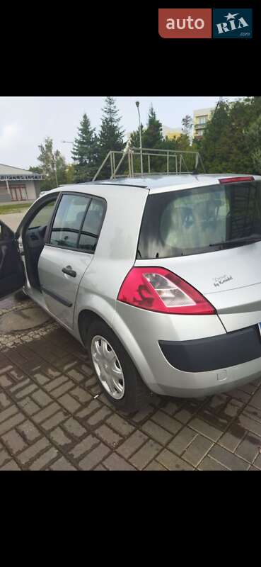 Хэтчбек Renault Megane 2005 в Недригайлове