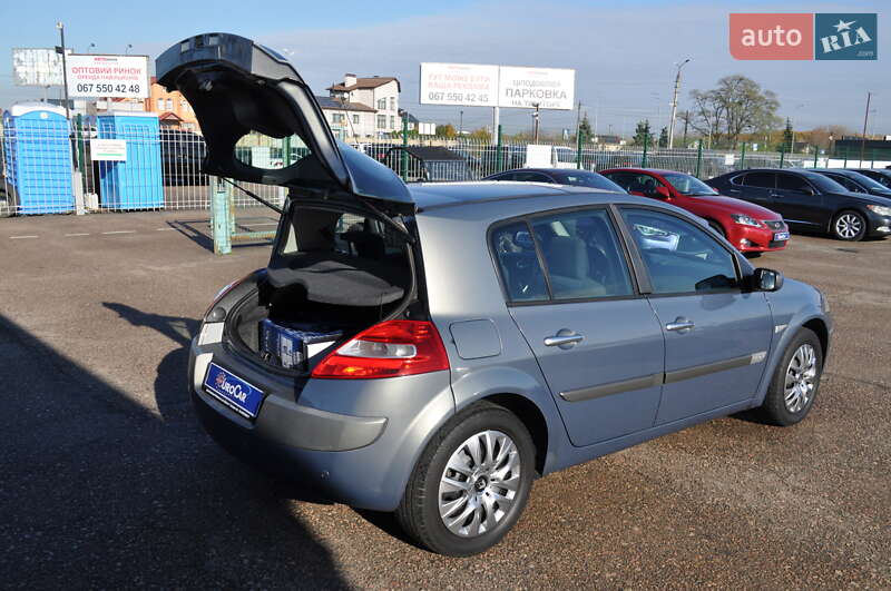 Хэтчбек Renault Megane 2006 в Киеве