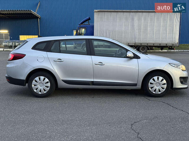 Універсал Renault Megane 2015 в Києві фото 14 Універсал Renault Megane 2015 в Києві