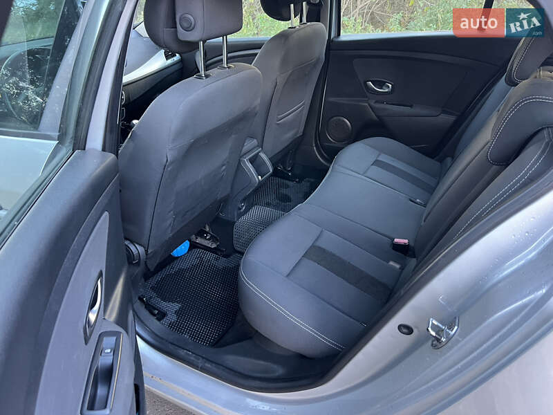 Универсал Renault Megane 2009 в Черкассах фото 10 Универсал Renault Megane 2009 в Черкассах