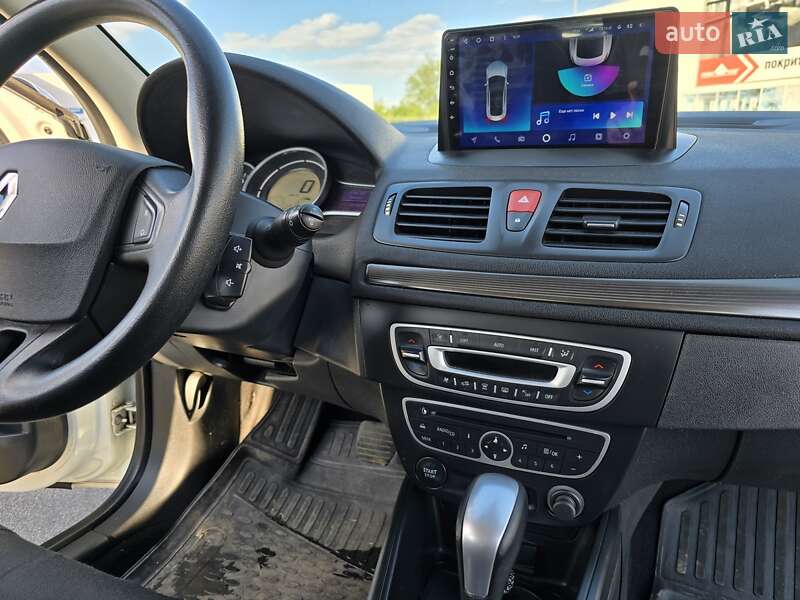 Універсал Renault Megane 2011 в Дніпрі