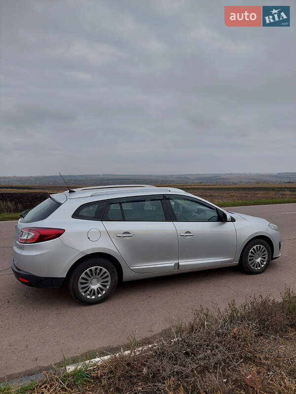 Универсал Renault Megane 2014 в Ахтырке