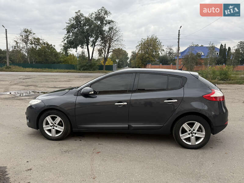 Хэтчбек Renault Megane 2011 в Полтаве