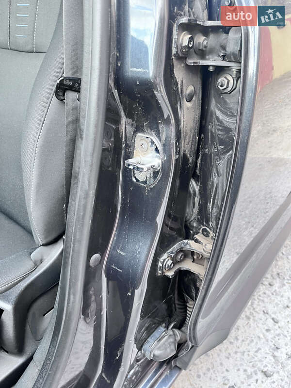 Универсал Renault Megane 2010 в Каменец-Подольском фото 28 Универсал Renault Megane 2010 в Каменец-Подольском