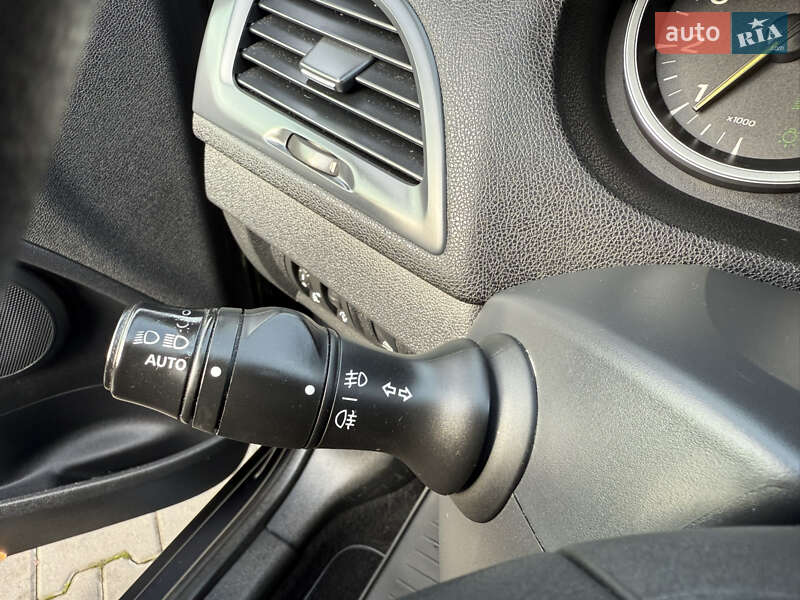 Универсал Renault Megane 2011 в Нововолынске фото 28 Универсал Renault Megane 2011 в Нововолынске
