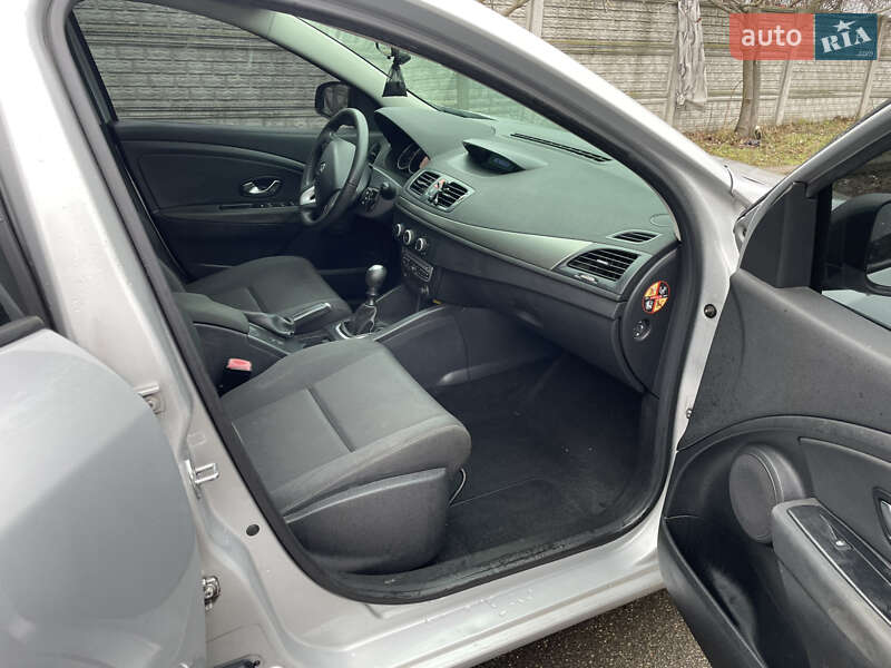 Универсал Renault Megane 2010 в Василькове фото 12 Универсал Renault Megane 2010 в Василькове