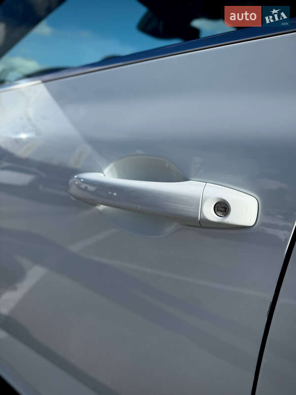 Универсал Renault Megane 2018 в Киеве