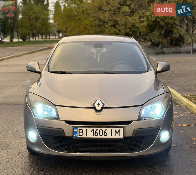 Универсал Renault Megane 2010 в Кременчуге фото 13 Универсал Renault Megane 2010 в Кременчуге