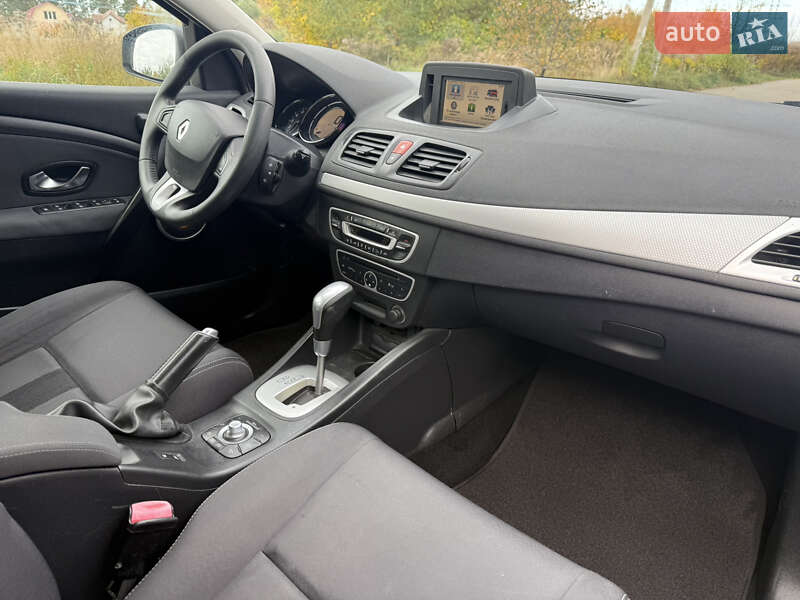 Універсал Renault Megane 2010 в Києві фото 10 Універсал Renault Megane 2010 в Києві