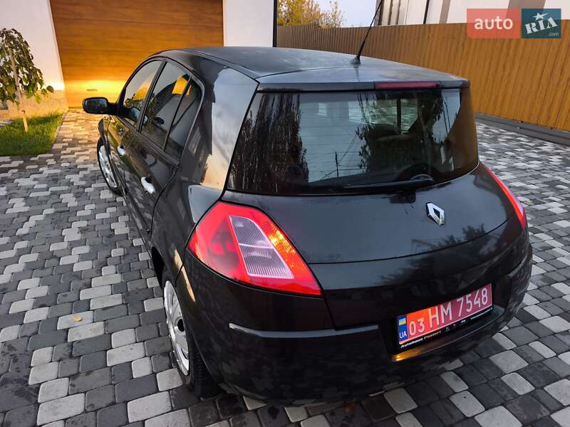 Седан Renault Megane 2005 в Полтаве фото 43 Седан Renault Megane 2005 в Полтаве