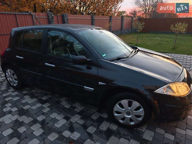 Седан Renault Megane 2005 в Полтаве фото 35 Седан Renault Megane 2005 в Полтаве