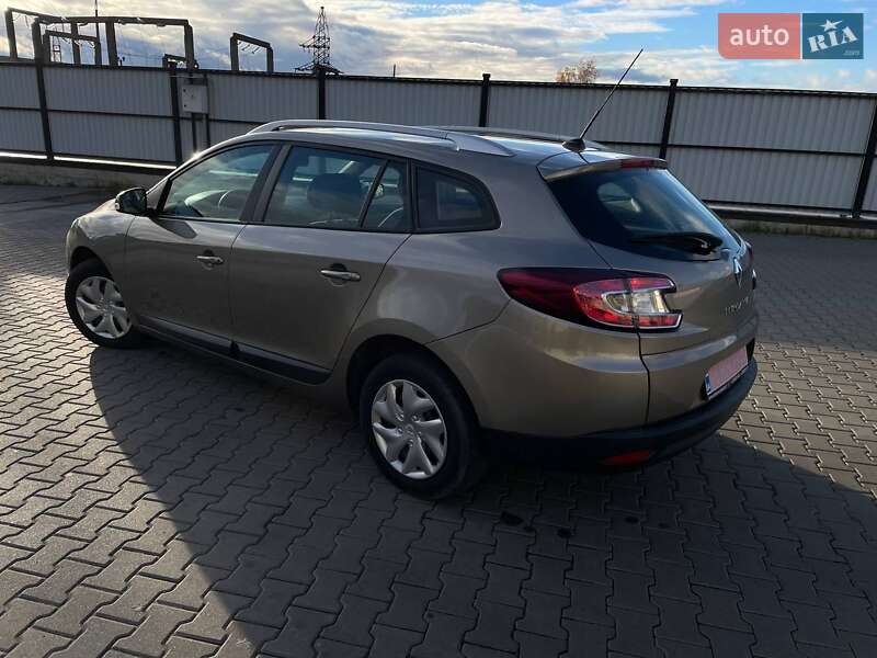 Универсал Renault Megane 2012 в Луцке фото 3 Универсал Renault Megane 2012 в Луцке