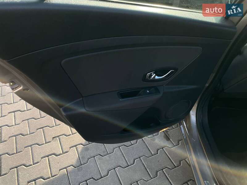 Универсал Renault Megane 2012 в Луцке фото 22 Универсал Renault Megane 2012 в Луцке