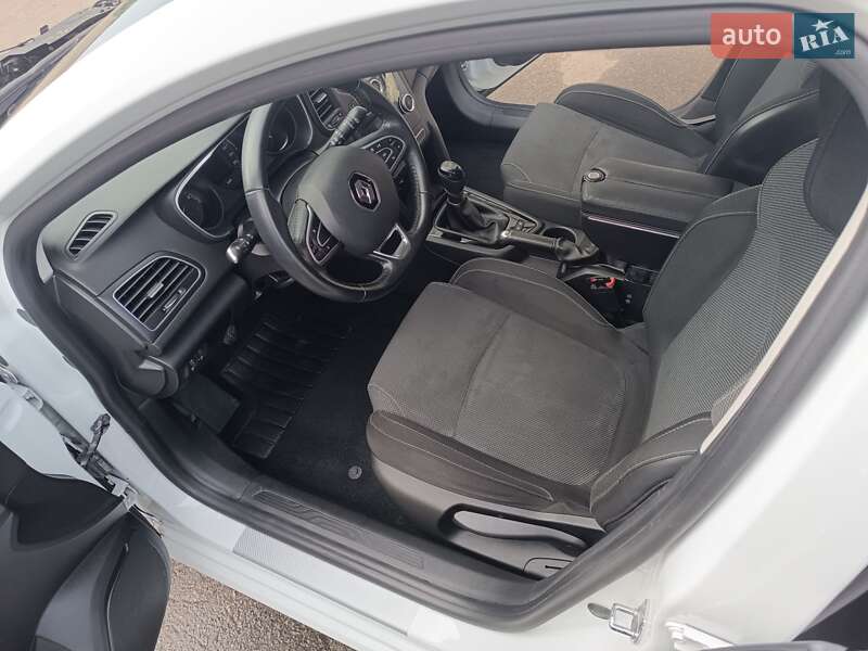 Универсал Renault Megane 2017 в Днепре фото 13 Универсал Renault Megane 2017 в Днепре
