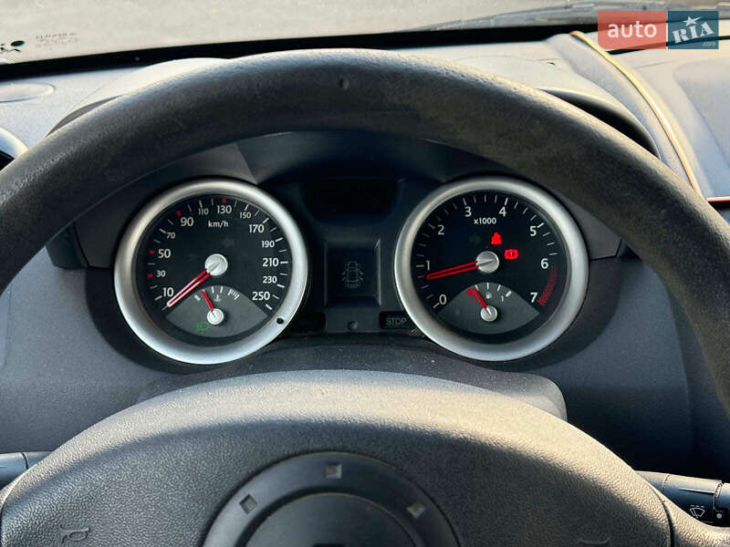 Седан Renault Megane 2005 в Виннице фото 26 Седан Renault Megane 2005 в Виннице