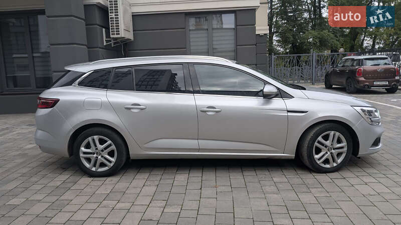 Универсал Renault Megane 2017 в Ивано-Франковске