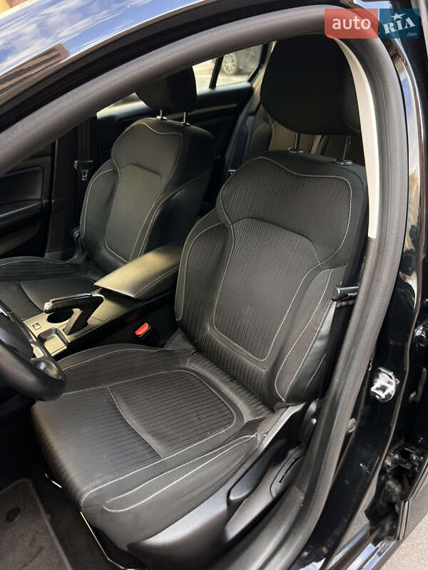 Универсал Renault Megane 2018 в Киеве фото 26 Универсал Renault Megane 2018 в Киеве