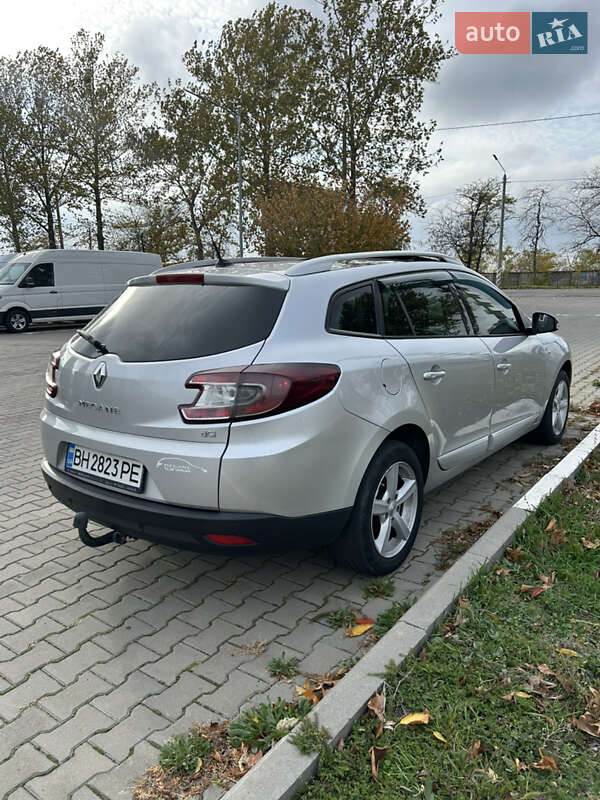 Универсал Renault Megane 2012 в Николаеве фото 9 Универсал Renault Megane 2012 в Николаеве
