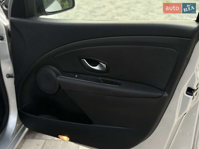 Хетчбек Renault Megane 2010 в Вознесенську