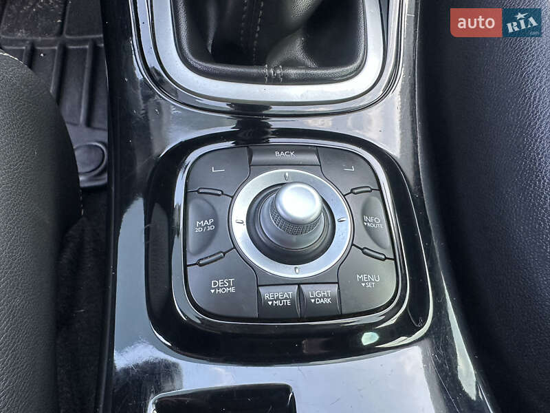 Универсал Renault Megane 2011 в Киеве фото 24 Универсал Renault Megane 2011 в Киеве