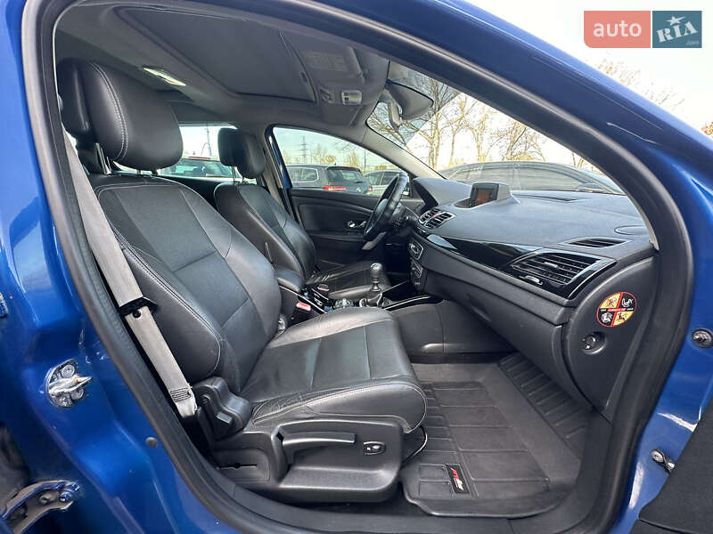 Универсал Renault Megane 2011 в Киеве фото 44 Универсал Renault Megane 2011 в Киеве