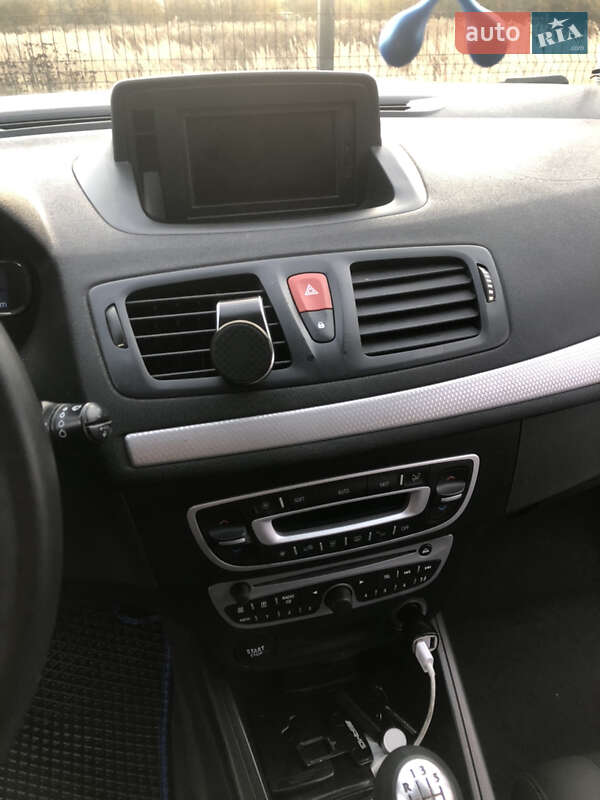 Универсал Renault Megane 2010 в Львове фото 10 Универсал Renault Megane 2010 в Львове
