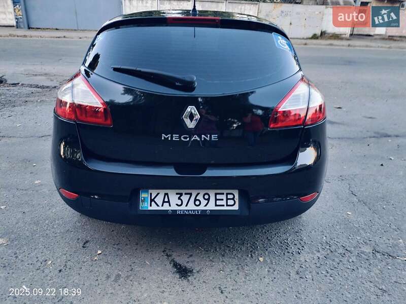 Хэтчбек Renault Megane 2010 в Киеве