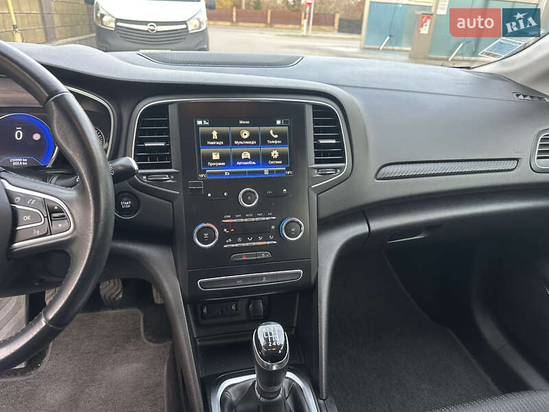 Универсал Renault Megane 2018 в Дубно фото 36 Универсал Renault Megane 2018 в Дубно