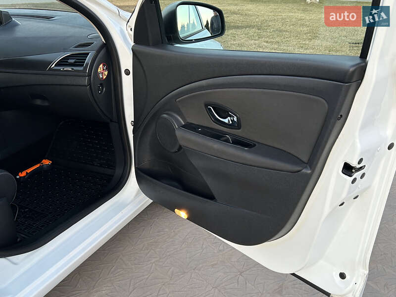 Универсал Renault Megane 2012 в Дубно