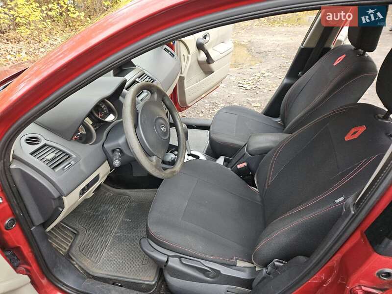 Седан Renault Megane 2007 в Киеве фото 8 Седан Renault Megane 2007 в Киеве