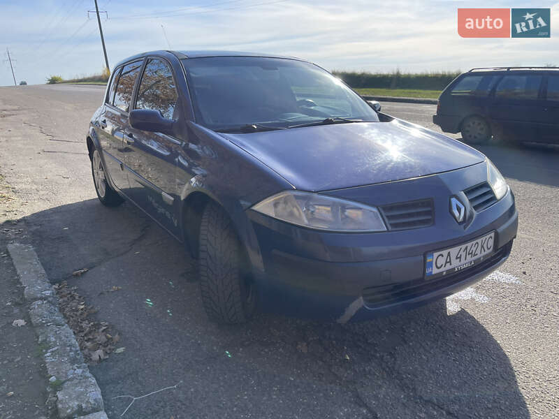 Хэтчбек Renault Megane 2003 в Смеле