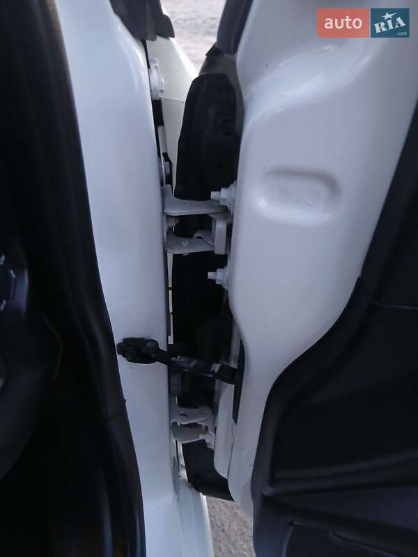 Хэтчбек Renault Megane 2016 в Хмельницком фото 47 Хэтчбек Renault Megane 2016 в Хмельницком