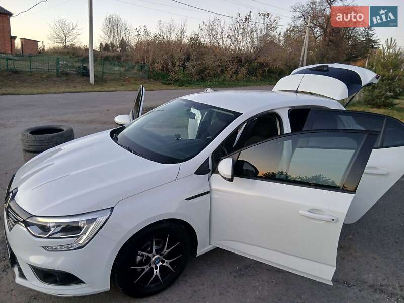 Хэтчбек Renault Megane 2016 в Хмельницком фото 75 Хэтчбек Renault Megane 2016 в Хмельницком