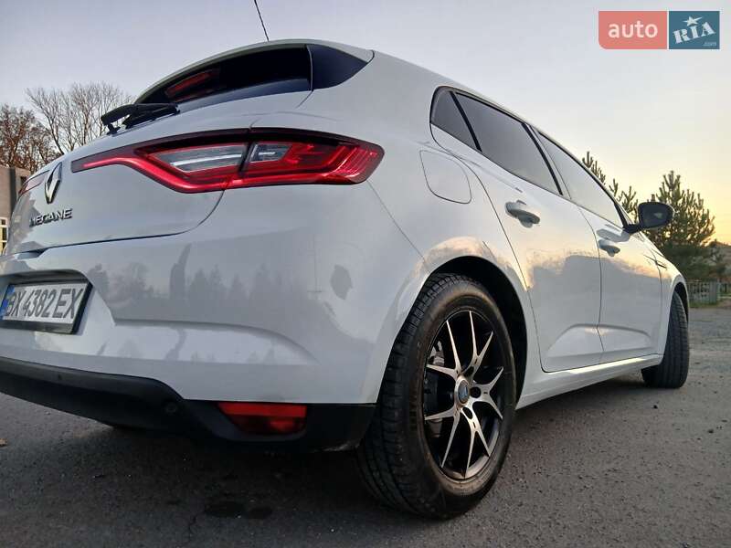 Хэтчбек Renault Megane 2016 в Хмельницком фото 18 Хэтчбек Renault Megane 2016 в Хмельницком