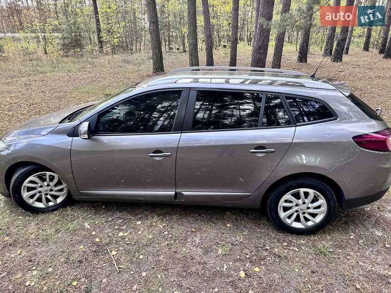 Универсал Renault Megane 2013 в Недригайлове фото 12 Универсал Renault Megane 2013 в Недригайлове