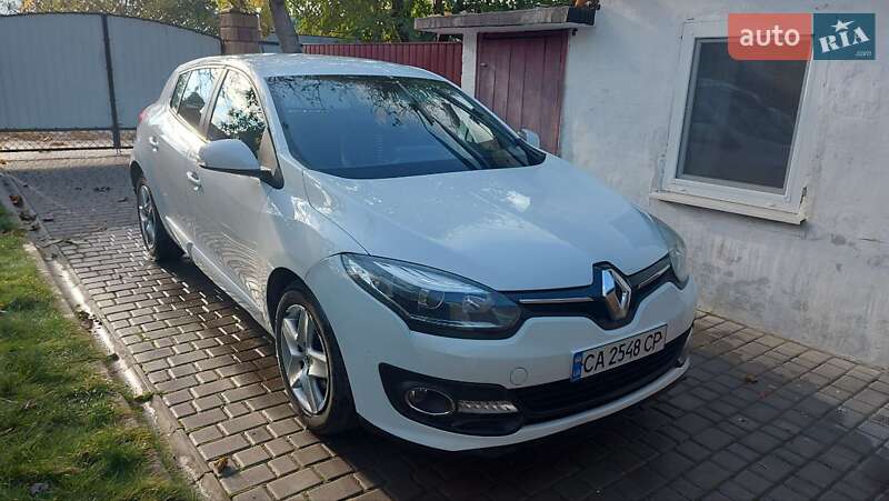 Хэтчбек Renault Megane 2013 в Смеле фото 3 Хэтчбек Renault Megane 2013 в Смеле