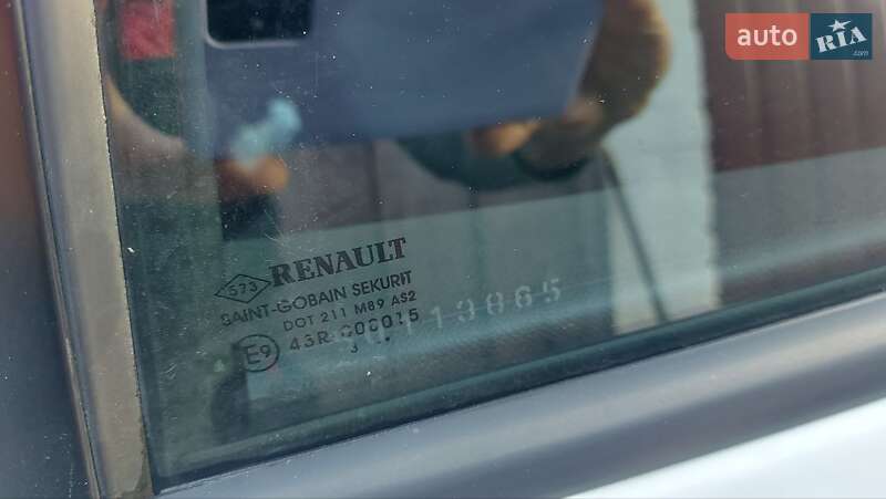 Хэтчбек Renault Megane 2013 в Смеле фото 13 Хэтчбек Renault Megane 2013 в Смеле