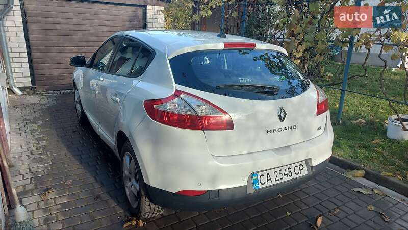 Хэтчбек Renault Megane 2013 в Смеле фото 23 Хэтчбек Renault Megane 2013 в Смеле