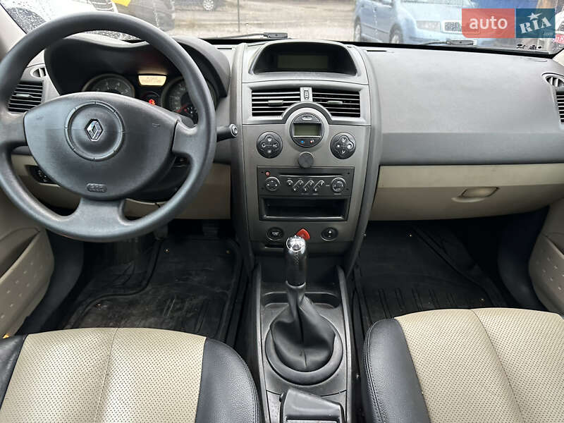 Седан Renault Megane 2006 в Кам'янському