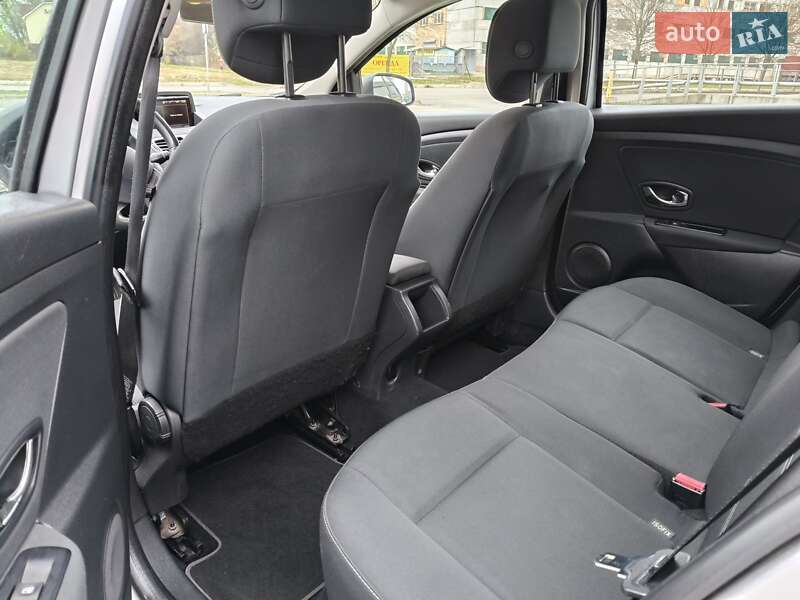 Универсал Renault Megane 2013 в Броварах фото 17 Универсал Renault Megane 2013 в Броварах