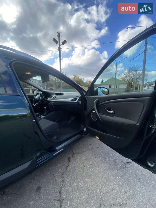 Универсал Renault Megane 2010 в Харькове фото 44 Универсал Renault Megane 2010 в Харькове
