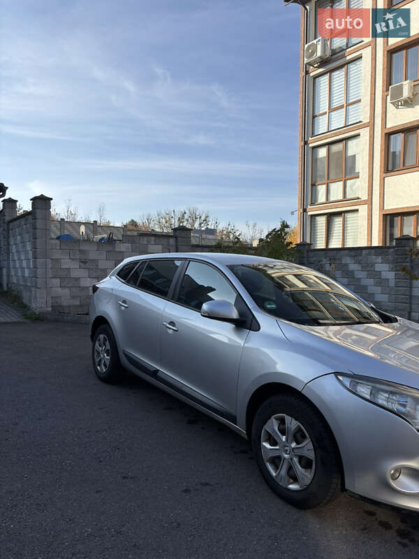 Универсал Renault Megane 2010 в Ровно