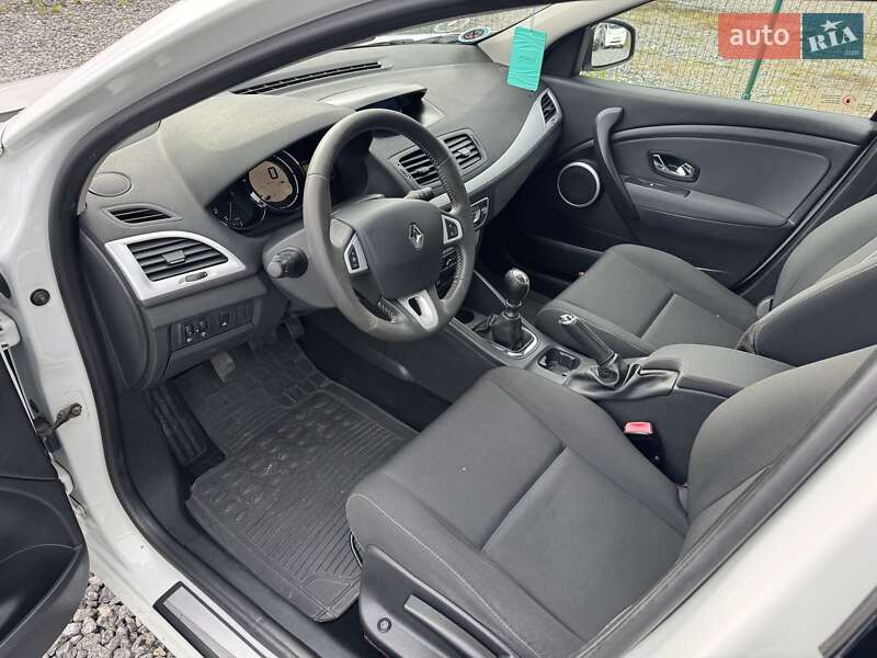 Универсал Renault Megane 2012 в Шепетовке фото 16 Универсал Renault Megane 2012 в Шепетовке