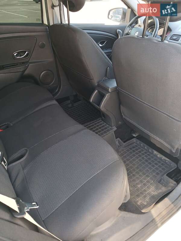 Универсал Renault Megane 2013 в Виннице фото 19 Универсал Renault Megane 2013 в Виннице